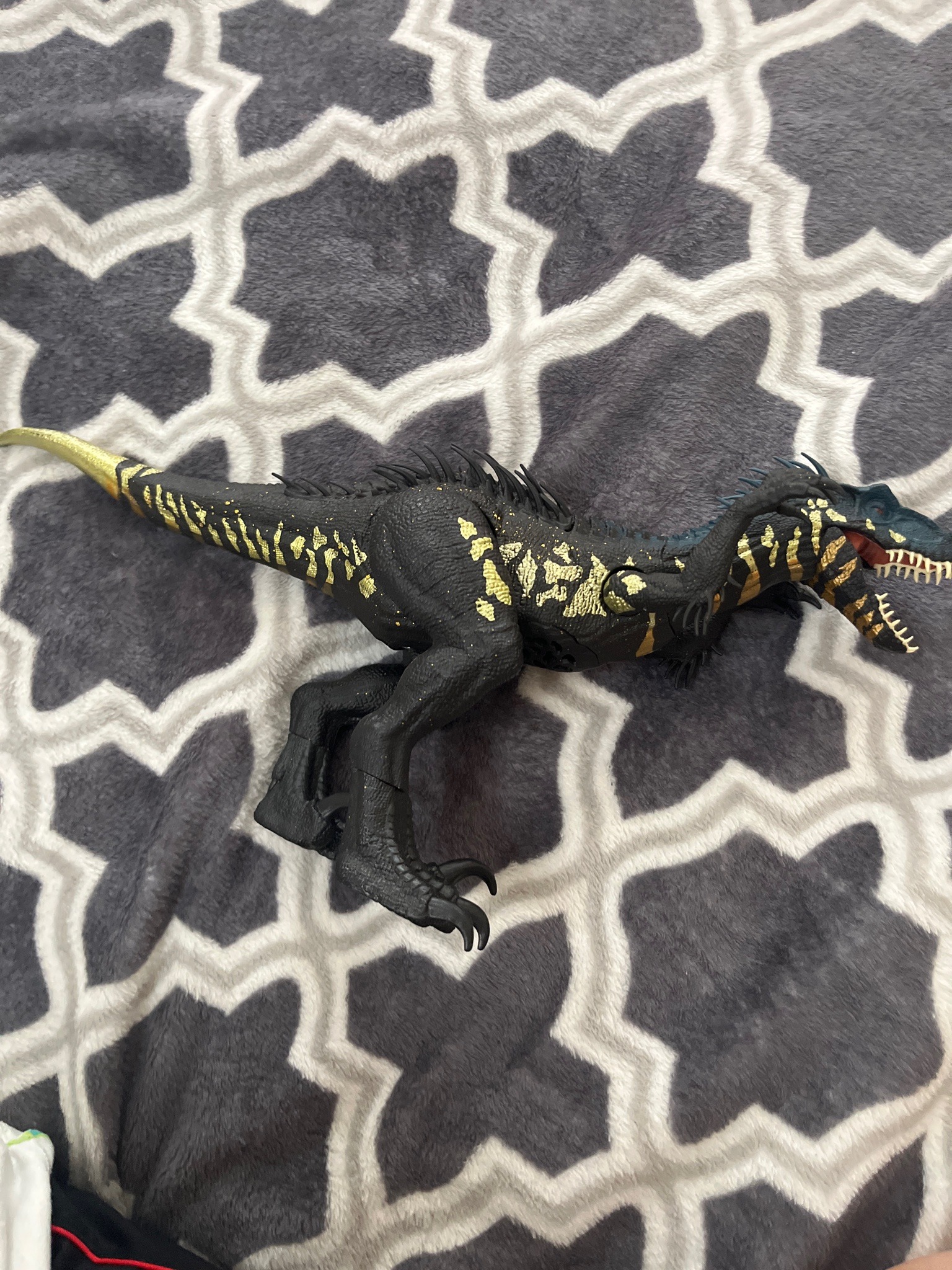 Non-Insect Object (Toy Dinosaur)